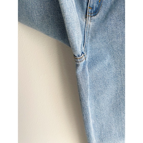 Vintage 90's Bill Blass Jeans // Mid Blue Wash - Picture 3 of 6